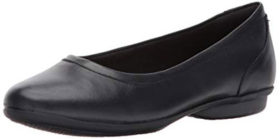 clarks cabin crew shoes
